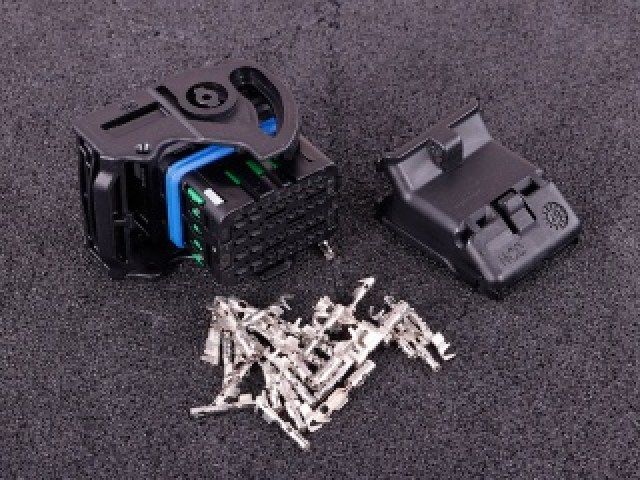 maxxecu_molex_race_2